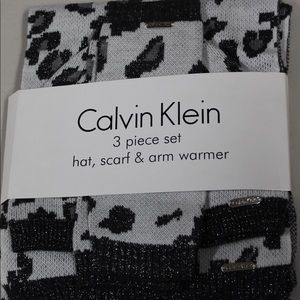 NEW Calvin Klein 3-Piece Hat, Scarf Set